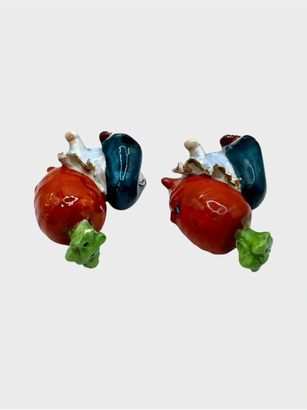 Vintage Anthropomorphic Carrot Shakers